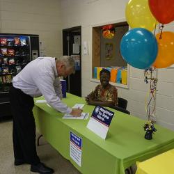 2016 HUD National Father's Day Photo #12